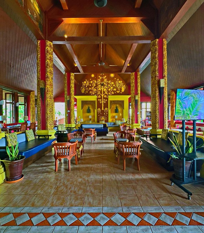 Colourful Thai lounge